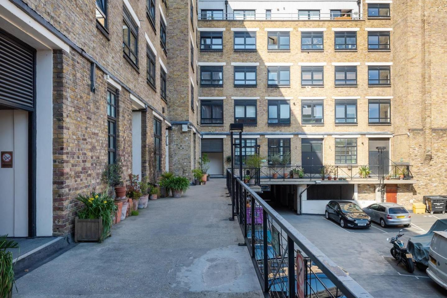 Guestready - 1Br Flat Ideally Located In Zone 2 Fits 3 Daire Londra Dış mekan fotoğraf